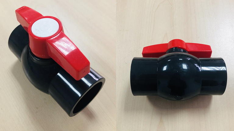 Plastic ball valve